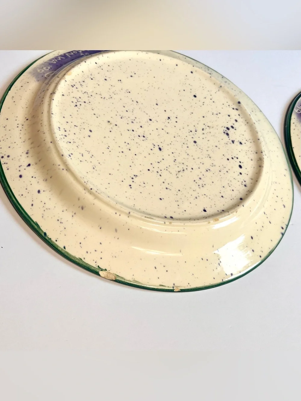 (2) Dinner Plates Backsplash Pottery Julie Ueland White Salmon, WA 1999 Fish